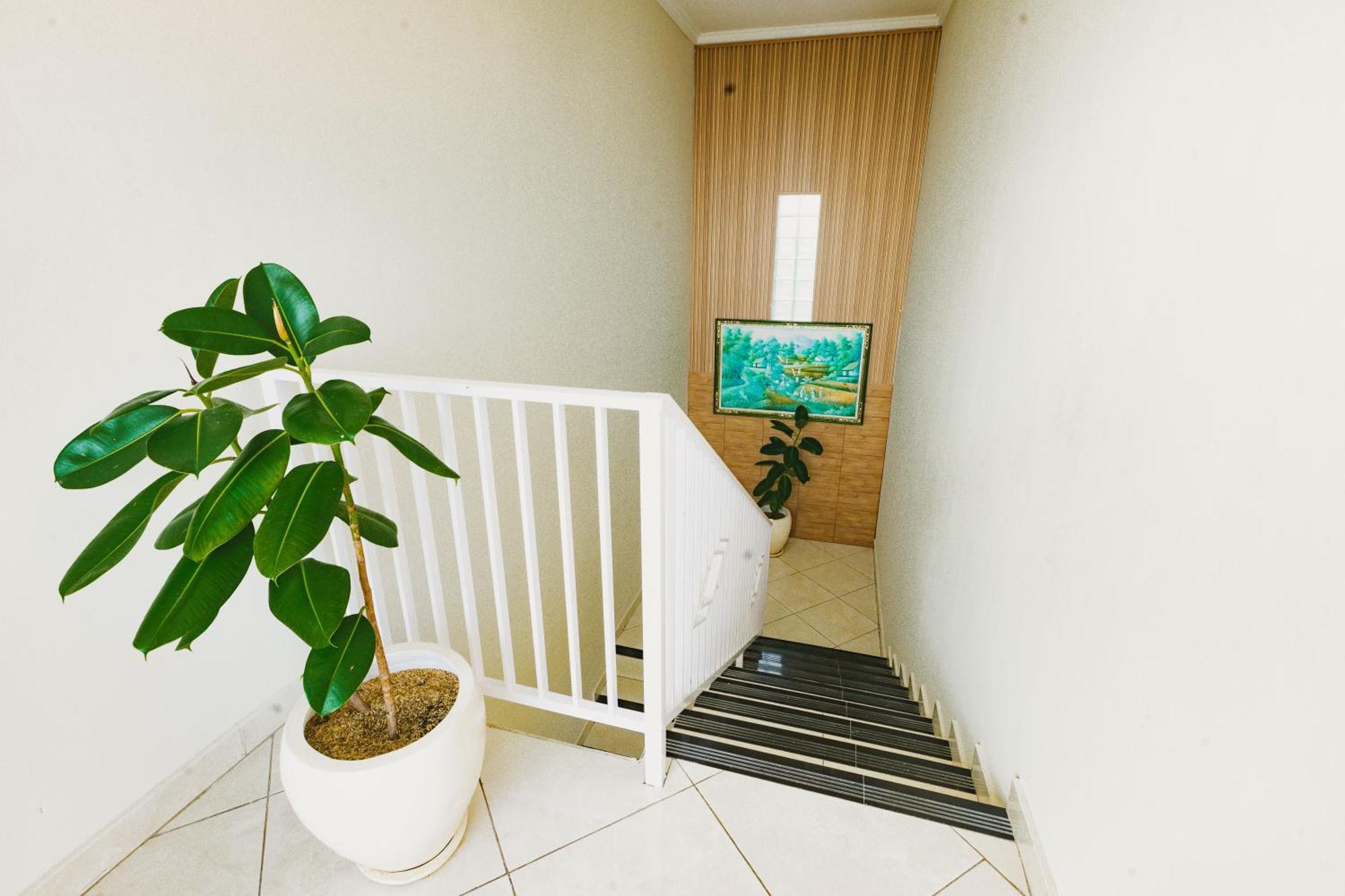 Happy Devi Guesthouse Canggu Exterior foto