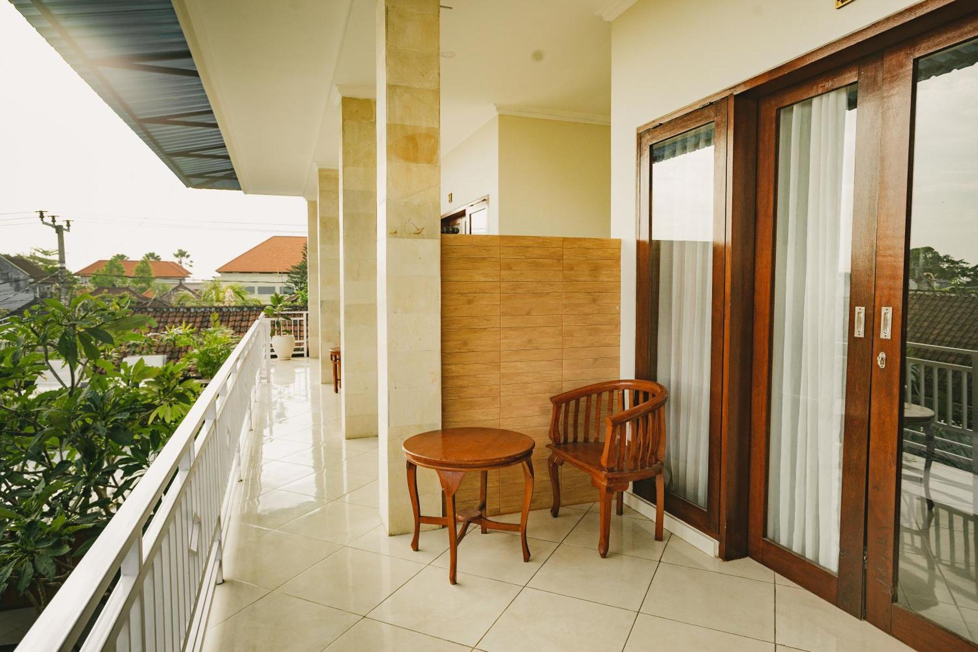 Happy Devi Guesthouse Canggu Exterior foto