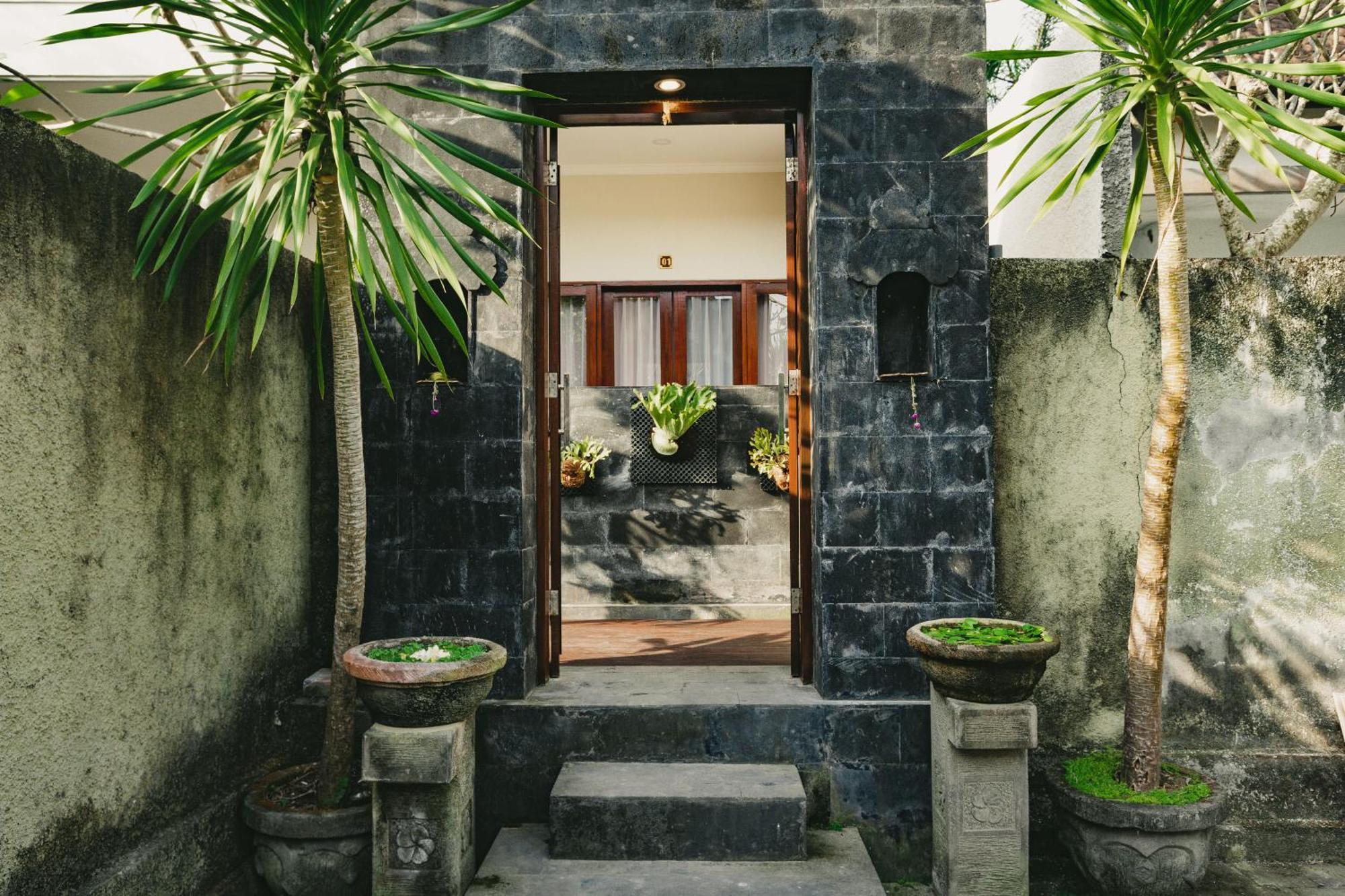 Happy Devi Guesthouse Canggu Exterior foto